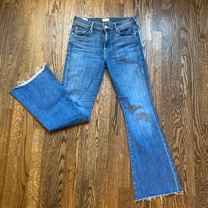 Mother Weekender frayed jeans